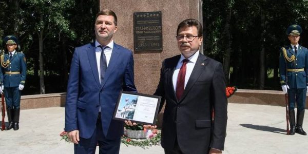 Восстановленный памятник